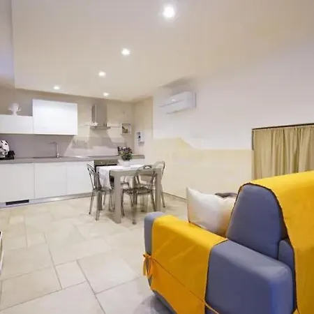 Tatil Evi Casa Donna Vittoria Con Terrazza Zona Mare Freewifi E Smart Tv Monopoli